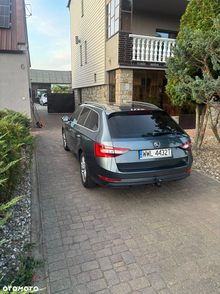 Skoda Superb - 8
