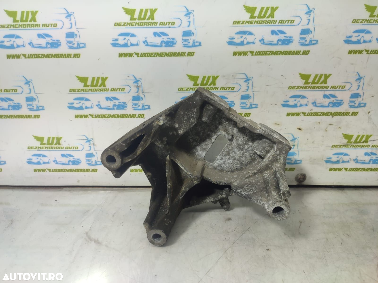 Suport motor 1.4 benzina 13130728 Opel Corsa D [2006 - 2011] - 2