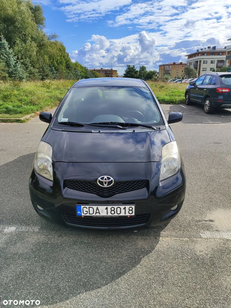 Toyota Yaris 1.33 Premium - 1