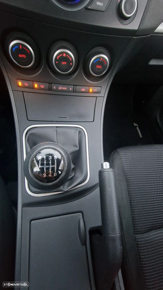 Mazda 3 MZ-CD 1.6 Comfort - 21