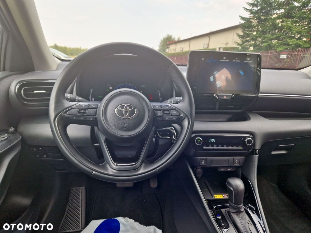 Toyota Yaris Hybrid 1.5 Style - 12