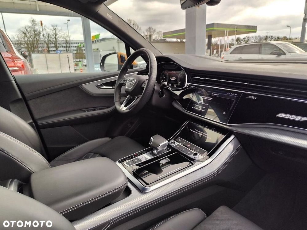 Audi Q7 - 13