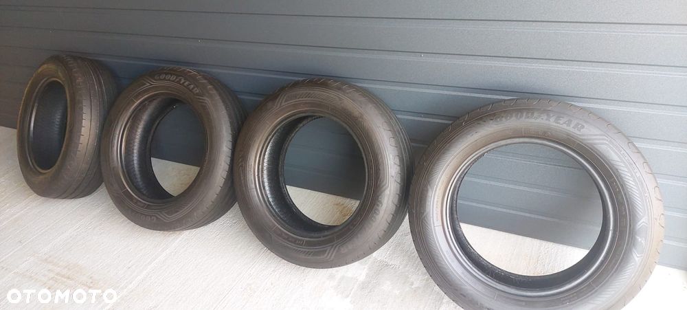 Opony Goodyear 225/65 R17 - 2
