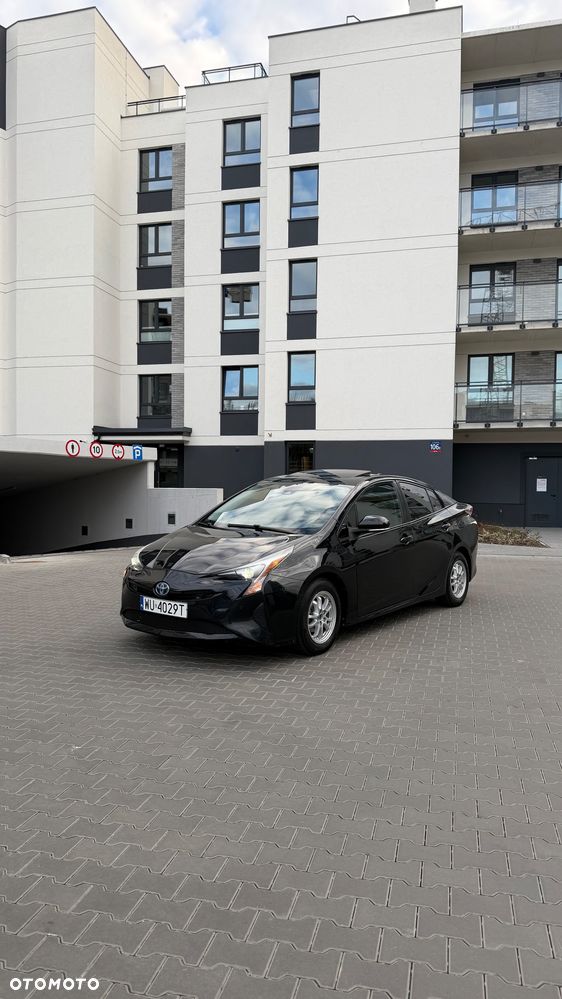 Toyota Prius 1.8 Hybrid Prestige - 2