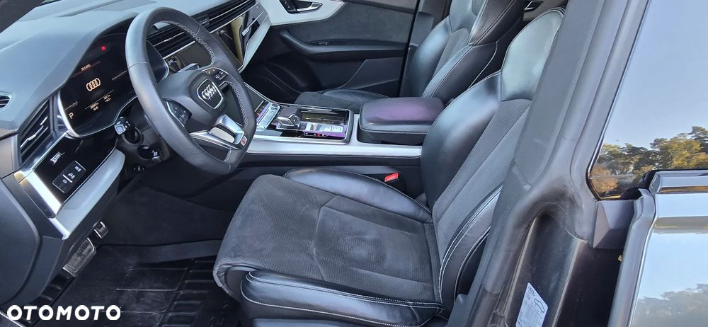 Audi Q8 - 31