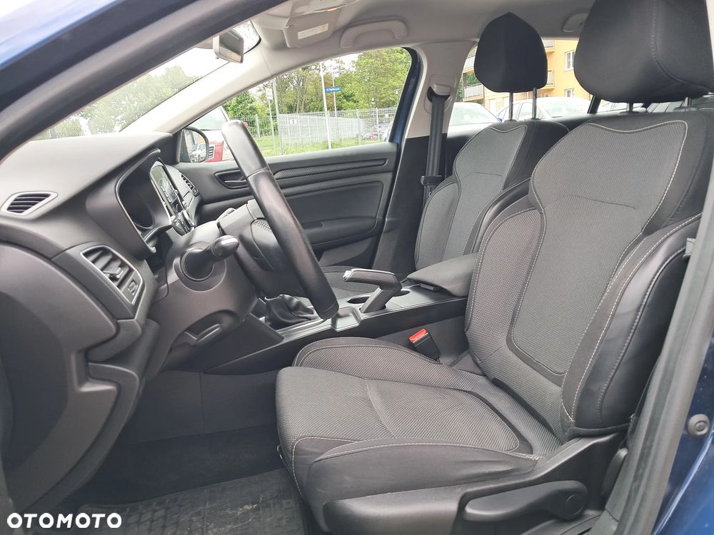 Renault Megane 1.5 Blue dCi Zen - 9