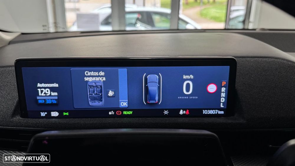 Ford Mustang Mach-E Premium - 19