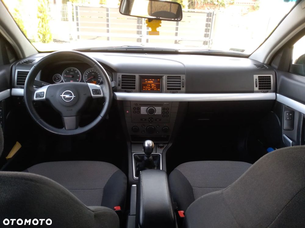 Opel Vectra 1.9 CDTI - 9