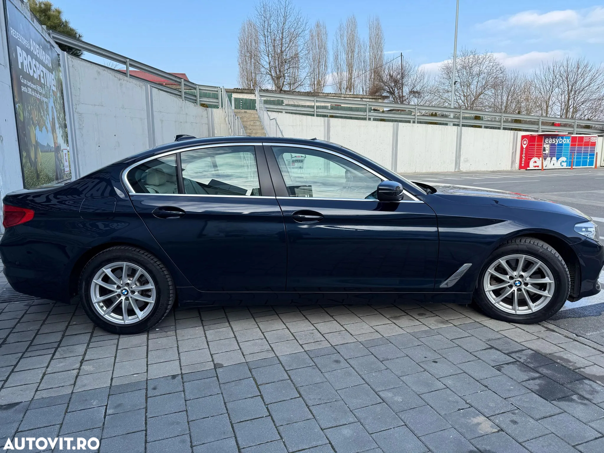 BMW Seria 5 520d Efficient Dynamics Edition Aut. - 22