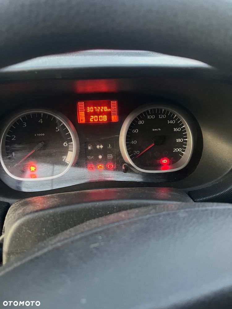 Dacia Duster 1.6 - 11