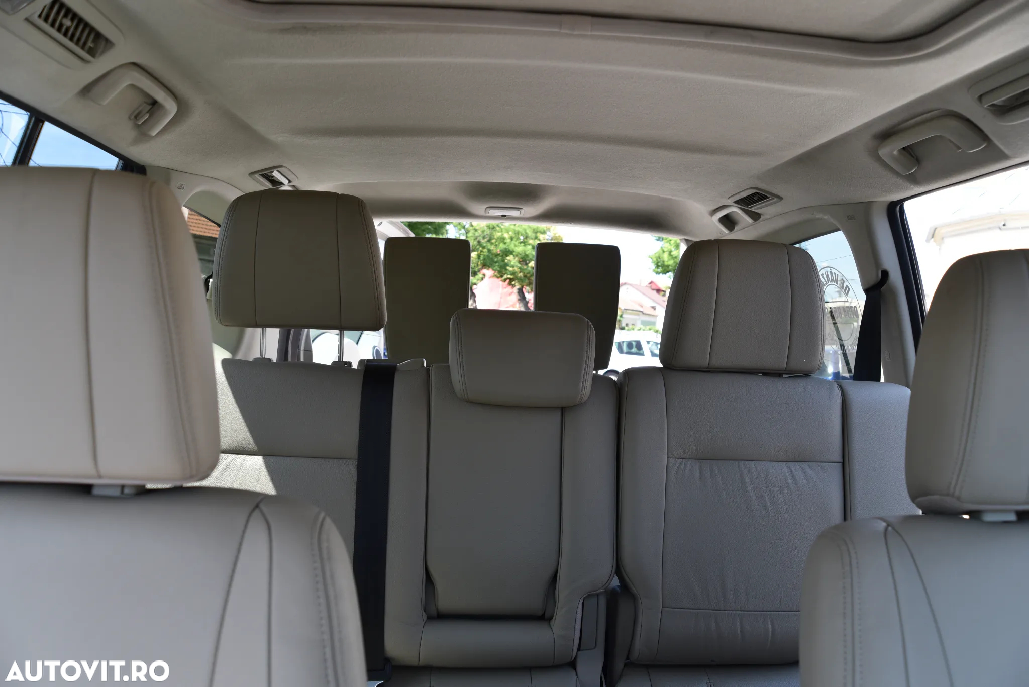 Mitsubishi Pajero - 20