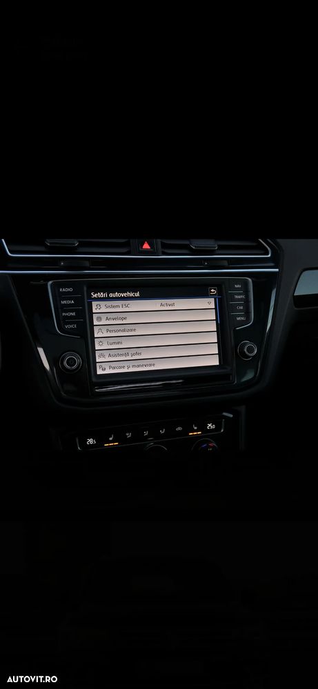 Volkswagen Tiguan 2.0 TDI SCR 4MOTION (BlueMotion Techn.) DSG Highline - 22