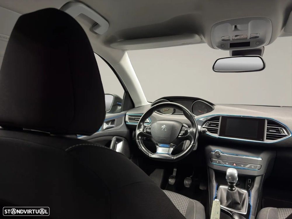 Peugeot 308 SW 1.6 BlueHDi Style J17 - 16