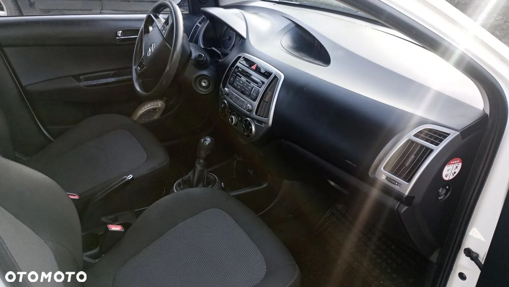 Hyundai i20 - 5