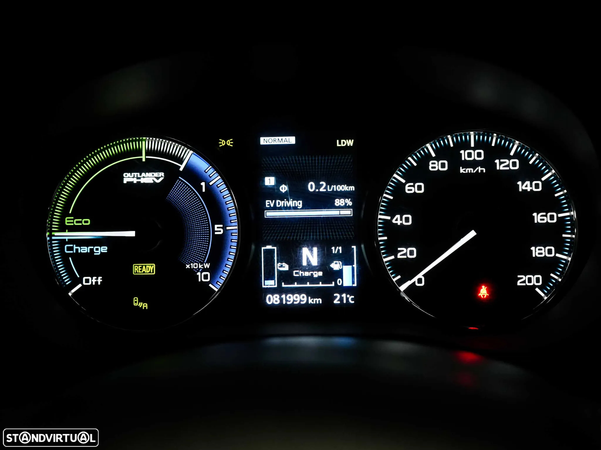 Mitsubishi Outlander 2.4 PHEV Instyle - 13