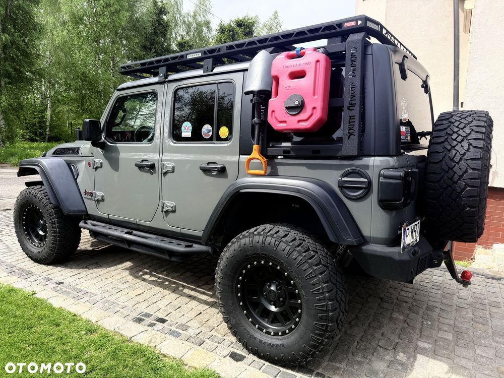 Jeep Wrangler - 3