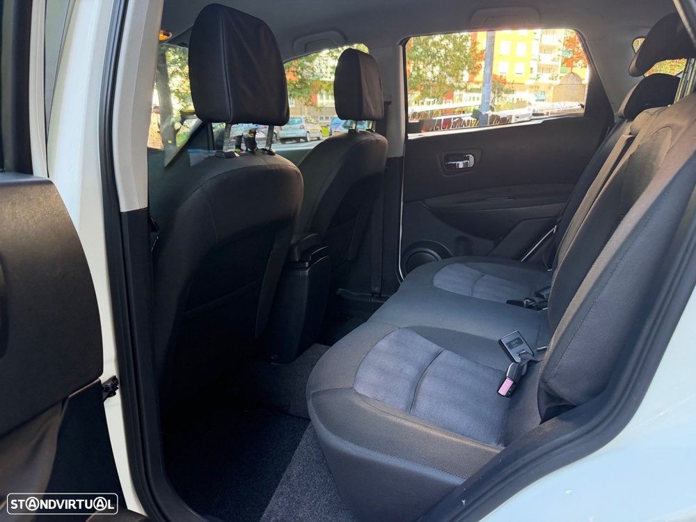 Nissan Qashqai 1.6 dCi Acenta - 32