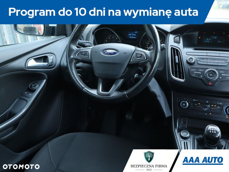 Ford Focus - 8