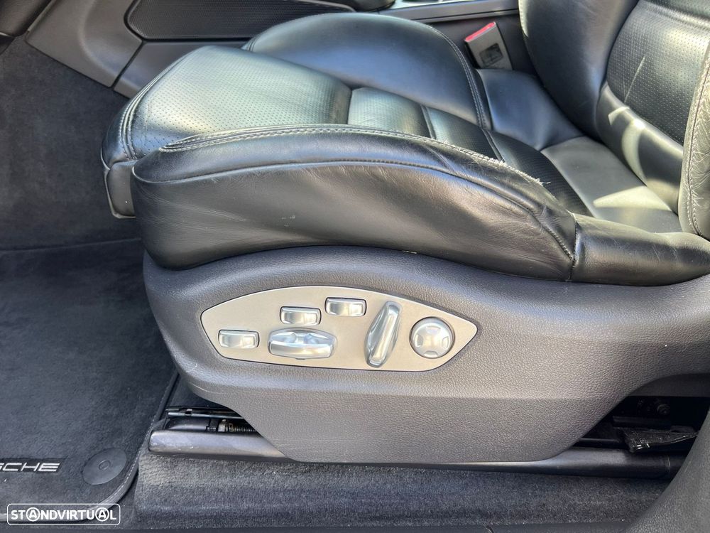 Porsche Macan S - 37