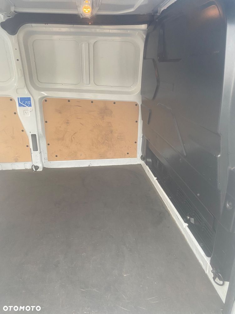 Ford Transit Custom - 19