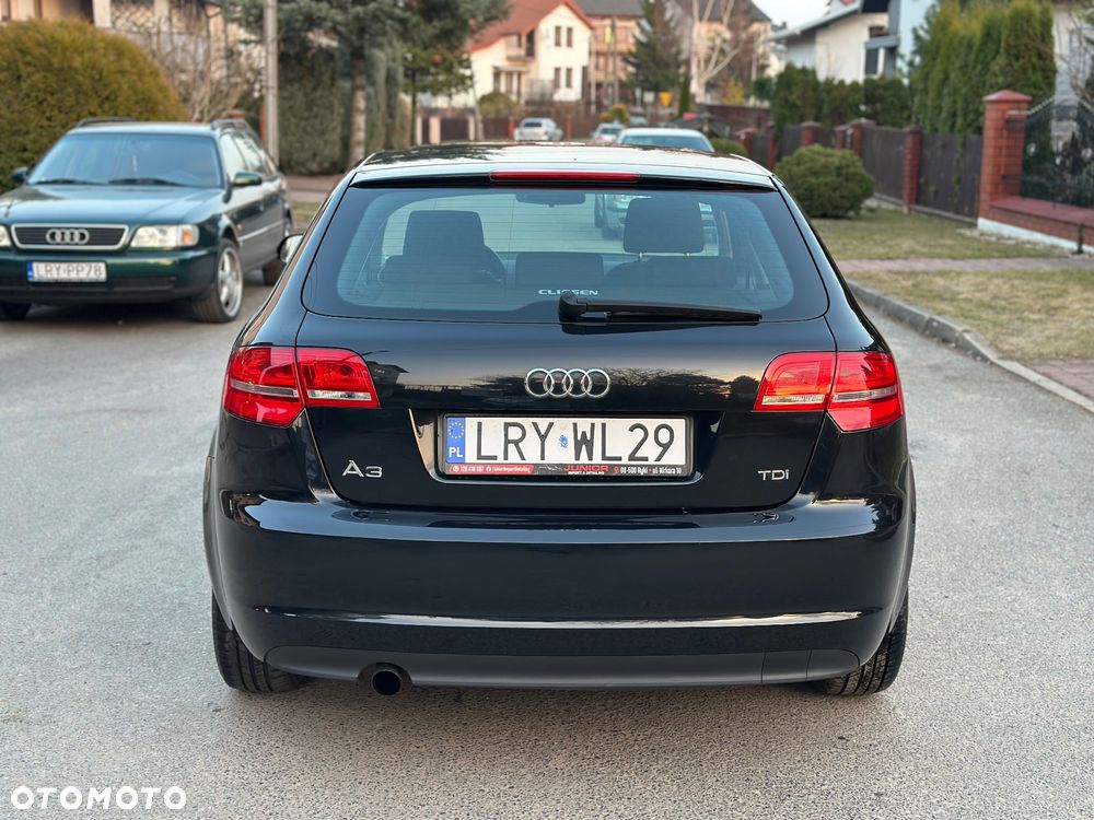 Audi A3 Sportback 1.6 TDI DPF Attraction - 6