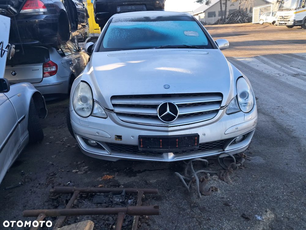 Mercedes-Benz R Klasa W251 Części karoseria silnik wnętrze felgi - 3
