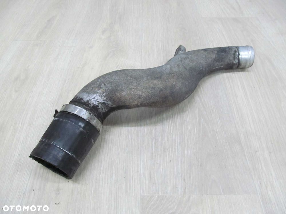 NISSAN CABSTAR MAXITY NT400 3.0 RURA PRZEWOD POWIETRZA INTERCOLLERA LEWY 07-18 - 3