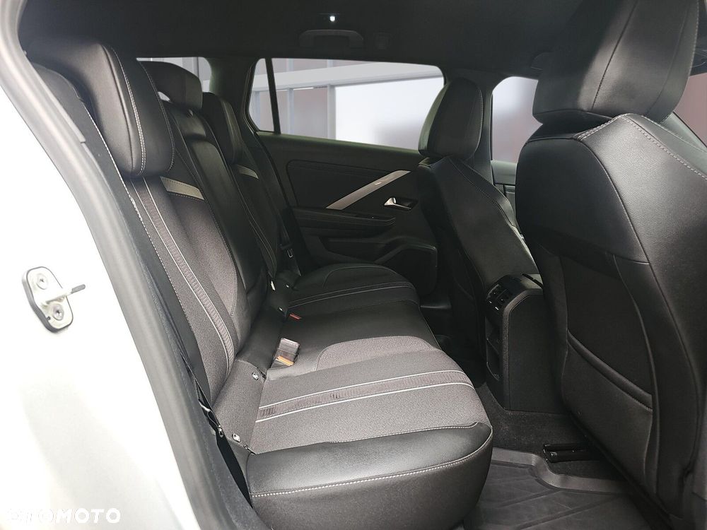 Opel Astra 1.5 CDTI GS S&S - 12