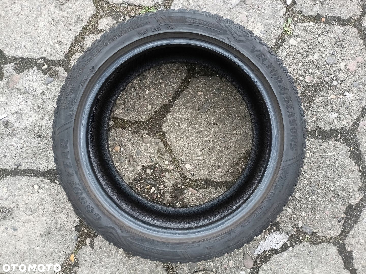 225/45R18 Goodyear Vector 4Seasons para opon całoroczne 7,2mm - 4