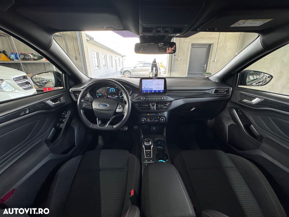 Ford Focus 2.0 EcoBlue ST-Line - 23
