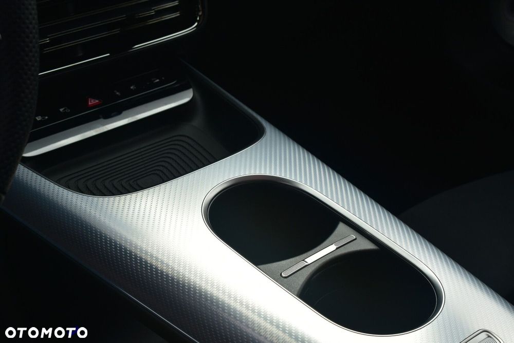 Mercedes-Benz GLB 250+ EQ 85kWh - 14