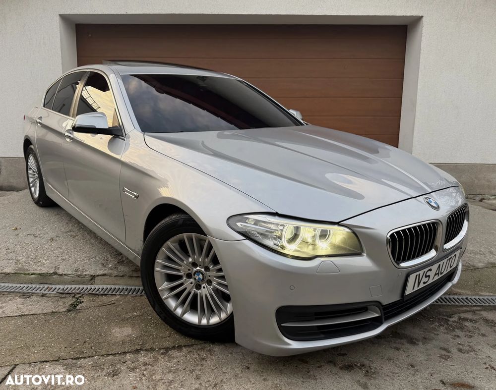 BMW Seria 5 520d Aut. Luxury Line - 1