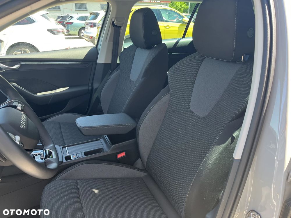 Skoda Octavia 1.5 TSI mHEV Edition 130 Selection DSG - 11