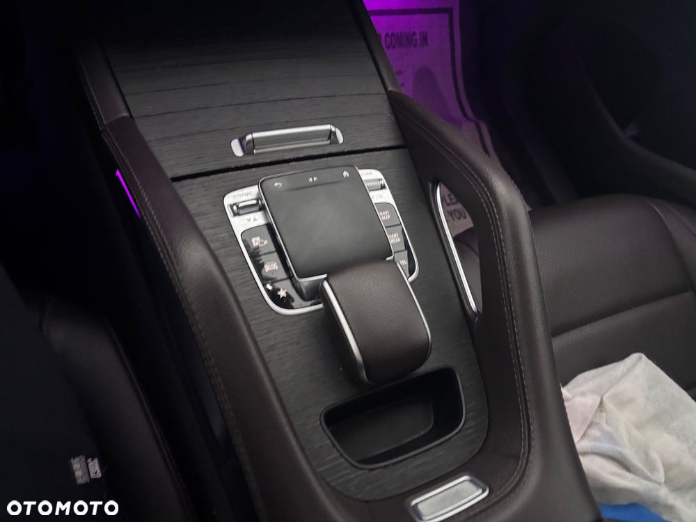 Mercedes-Benz GLE - 25