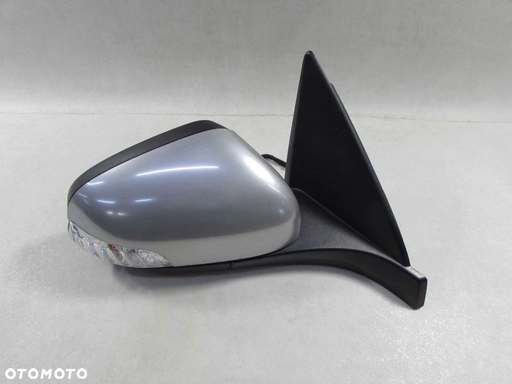 VOLVO C30 R-DESIGN 06-13 LUSTERKO PRAWE 8 PIN EU 31218106 - 3