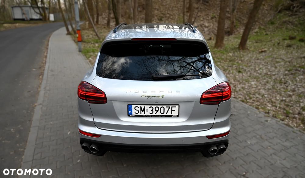 Porsche Cayenne - 15