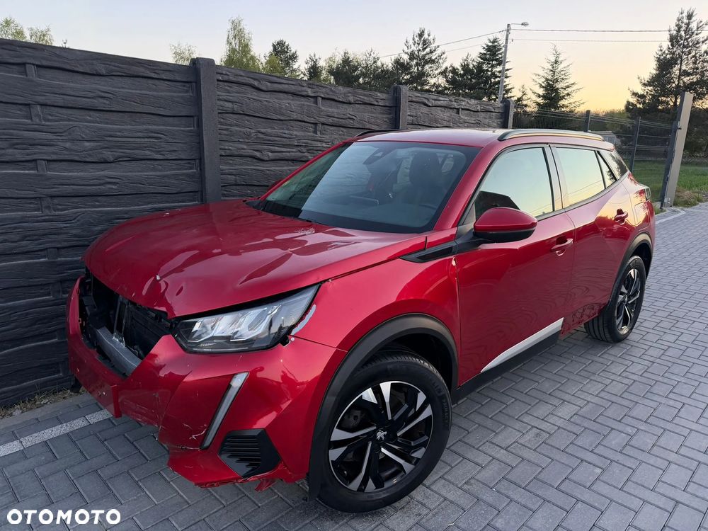 Peugeot 2008 BlueHDi 130 EAT8 Allure Pack - 31