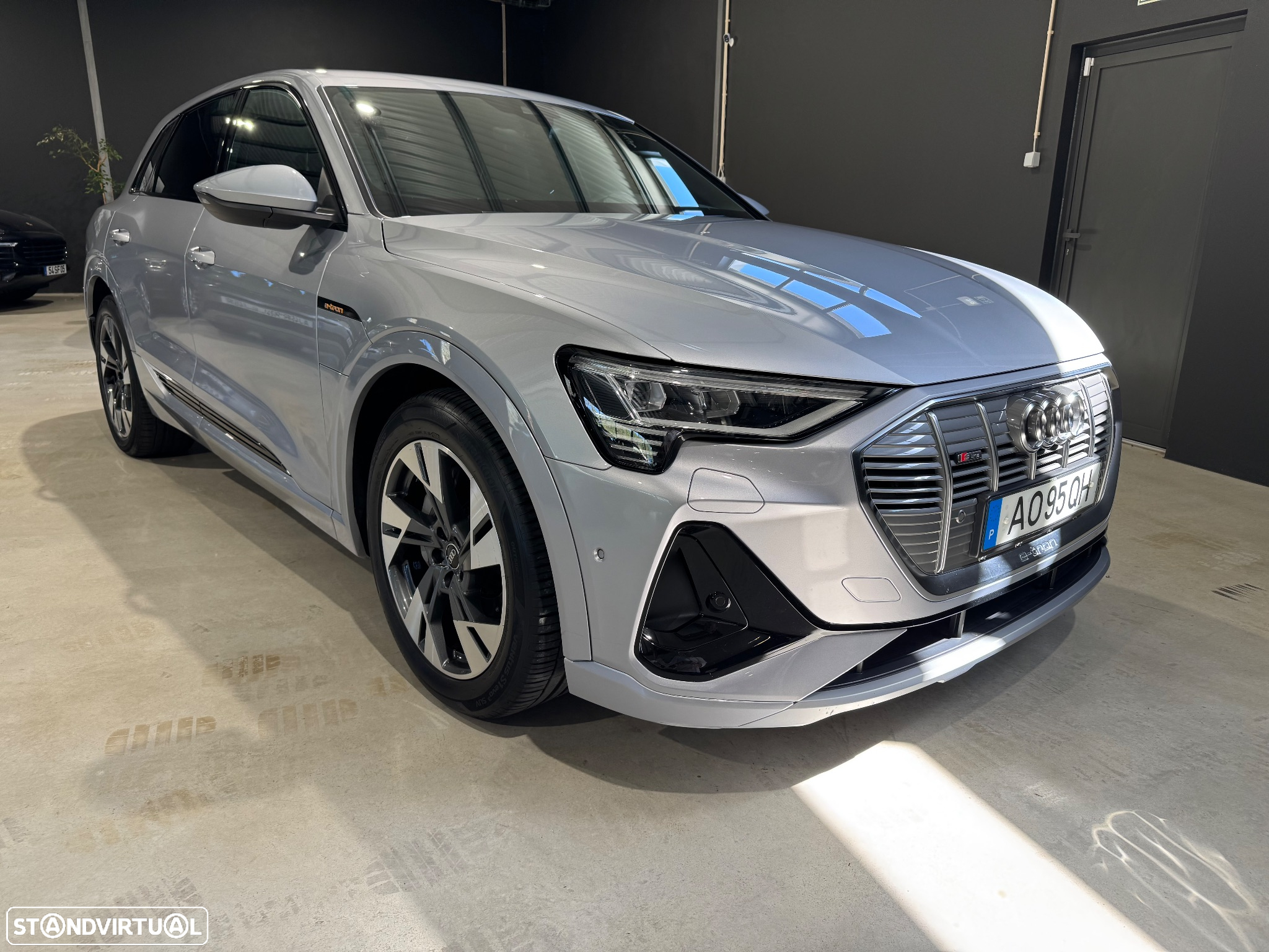 Audi e-tron 55 quattro S line - 2