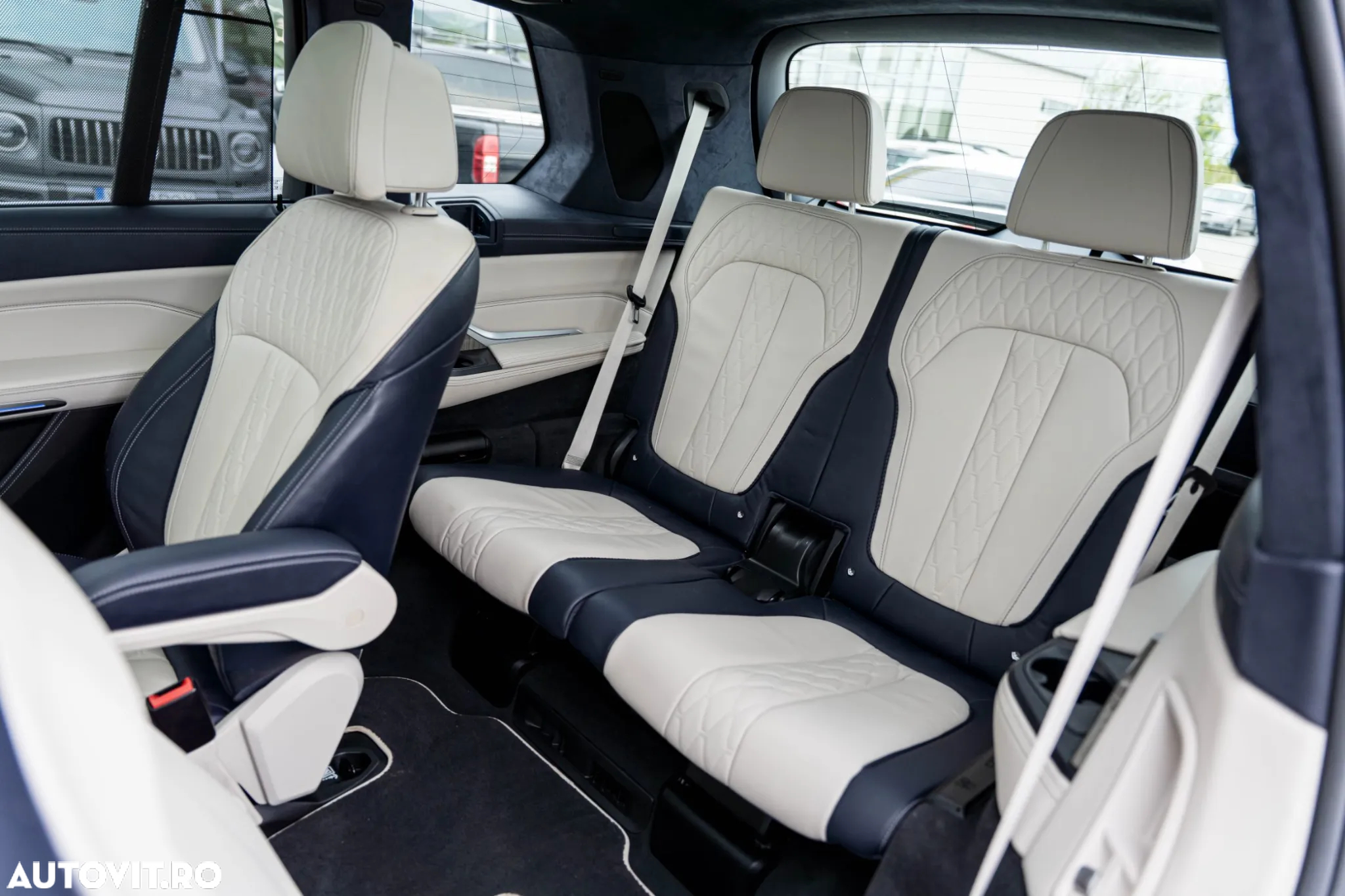 BMW X7 xDrive30d - 8