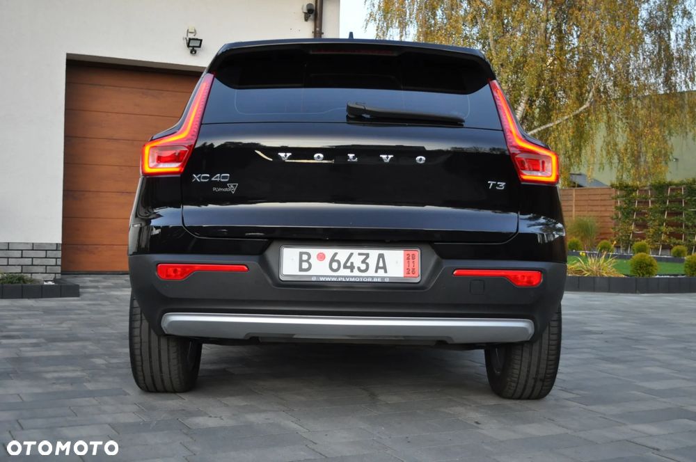 Volvo XC 40 T3 Momentum Pro - 7