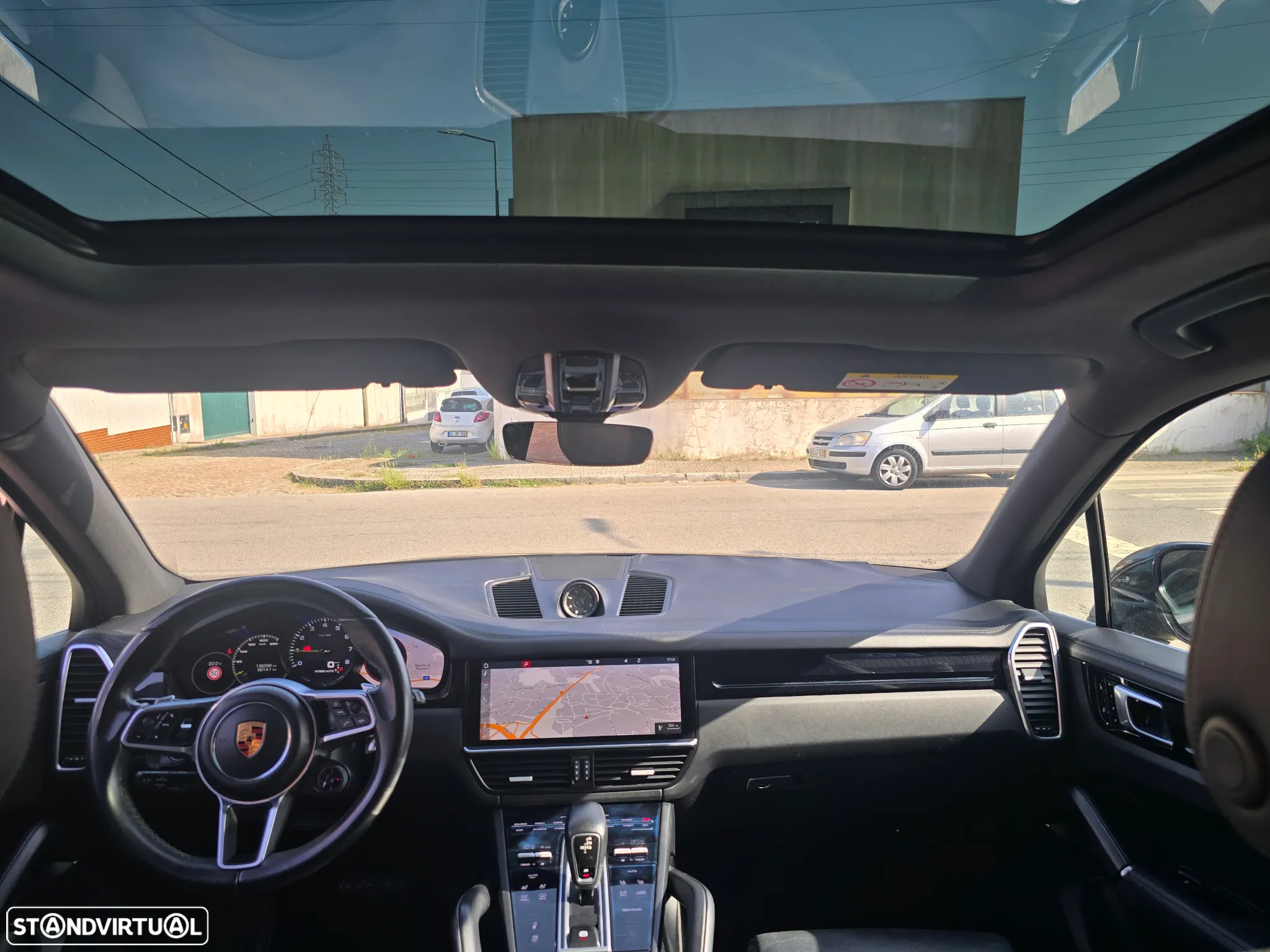 Porsche Cayenne - 8