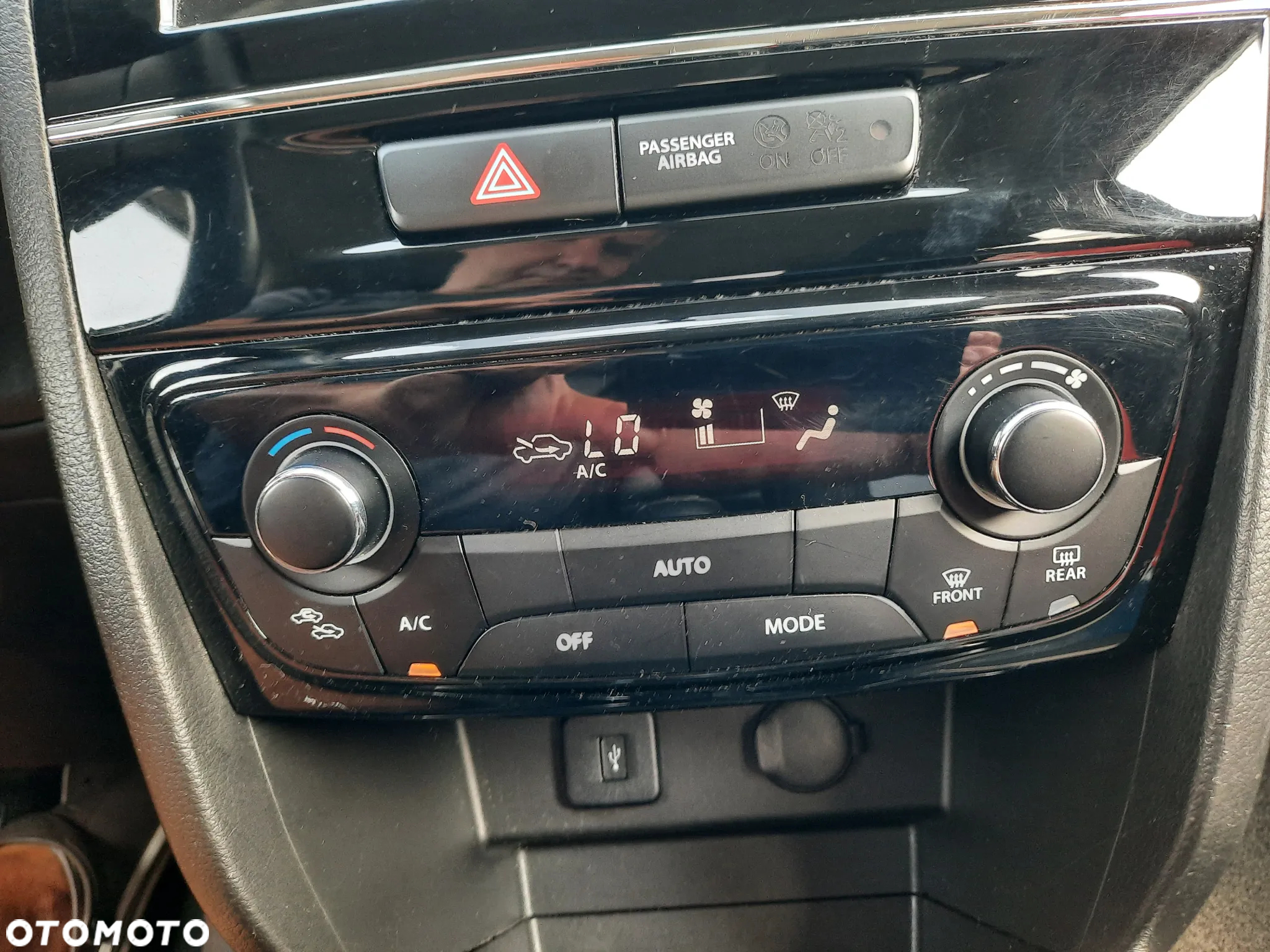 Suzuki Vitara 1.4 Boosterjet Elegance 2WD - 27
