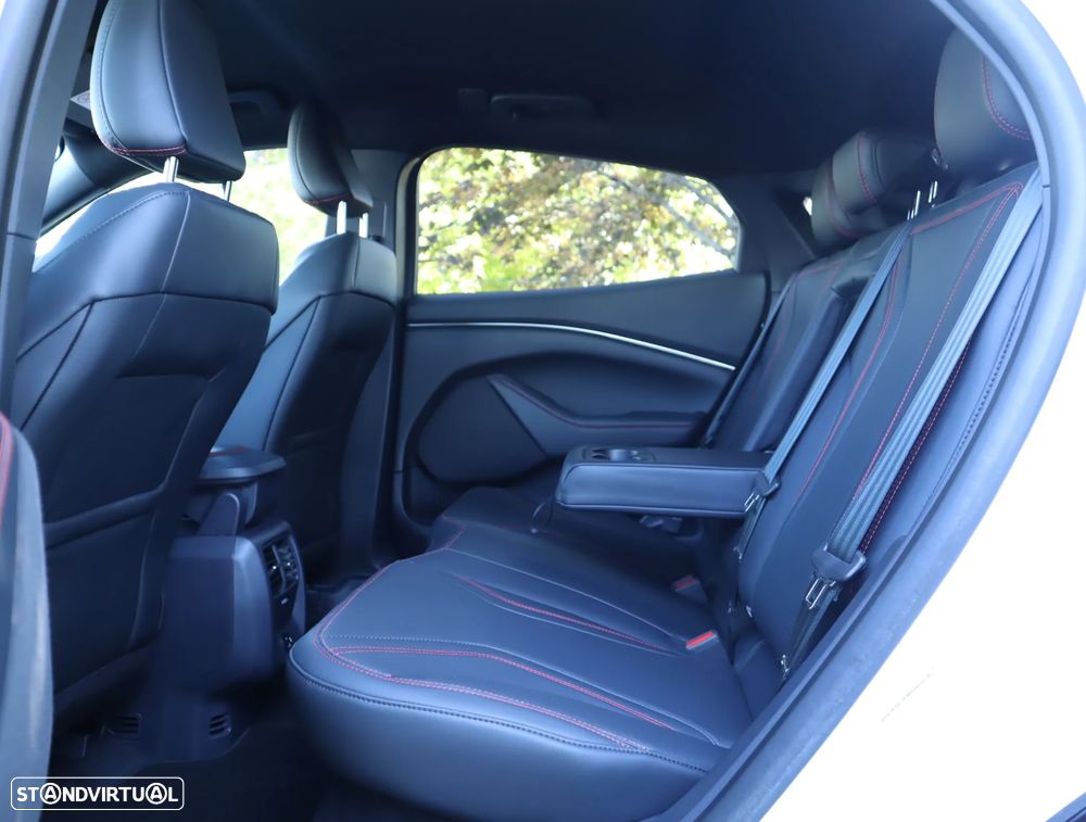 Ford Mustang Mach-E 98.7 kWh Premium - 26