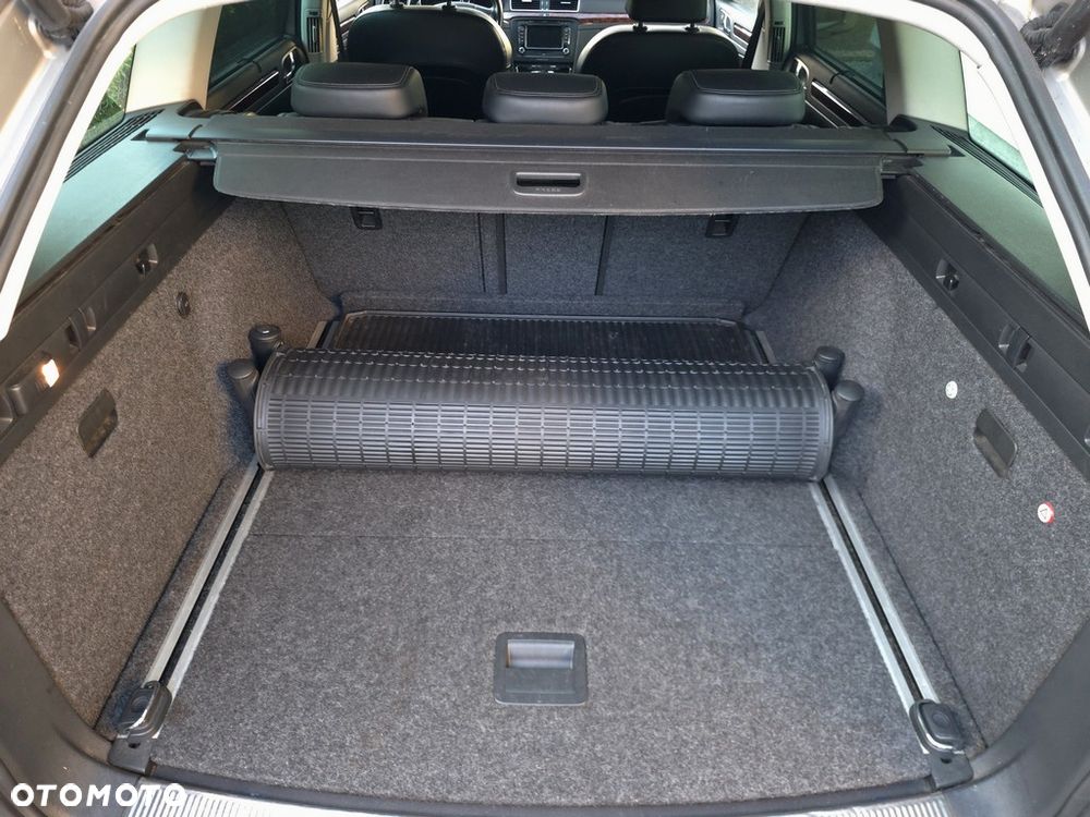 Skoda Superb 2.0 TDI Platinum DSG - 33