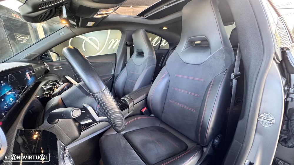 Mercedes-Benz CLA 250 e 8G-DCT Special Edition - 14
