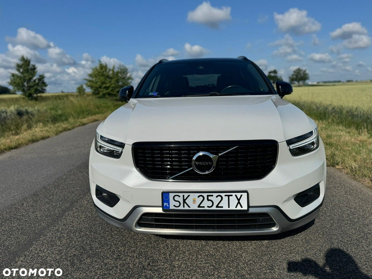 Volvo XC 40 D4 SCR AWD R-Design - 2