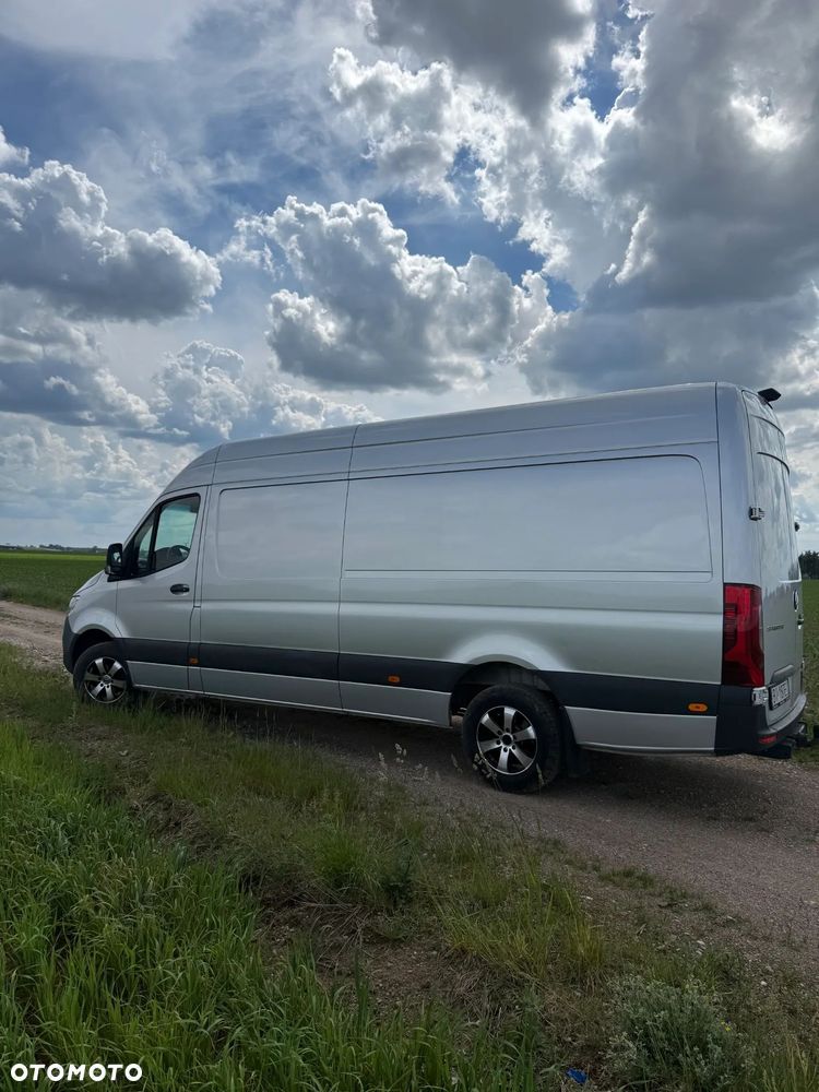 Mercedes-Benz Sprinter - 4