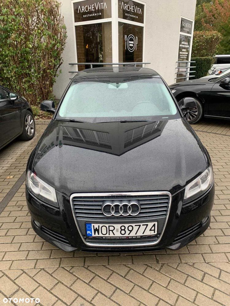 Audi A3 Sportback - 1