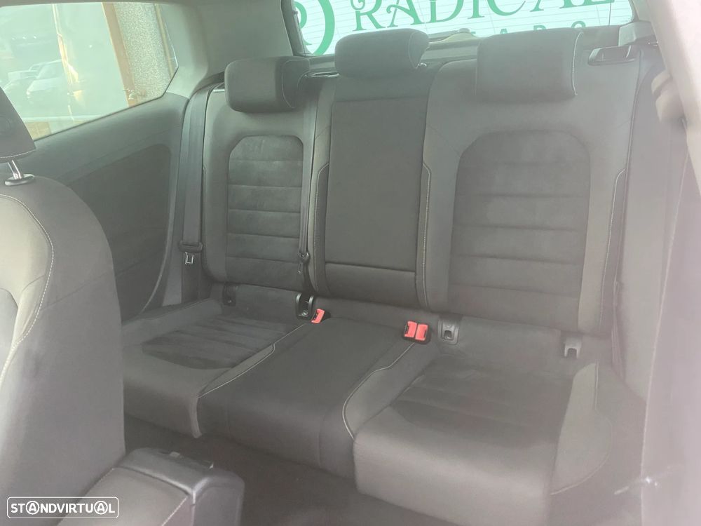 VW Golf 1.6 TDi DPF BlueMotion DSG Trendline - 10