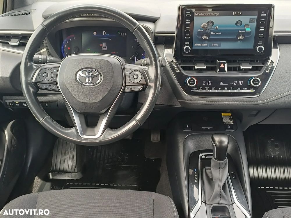 Toyota Corolla 1.8 HSD Dynamic - 12